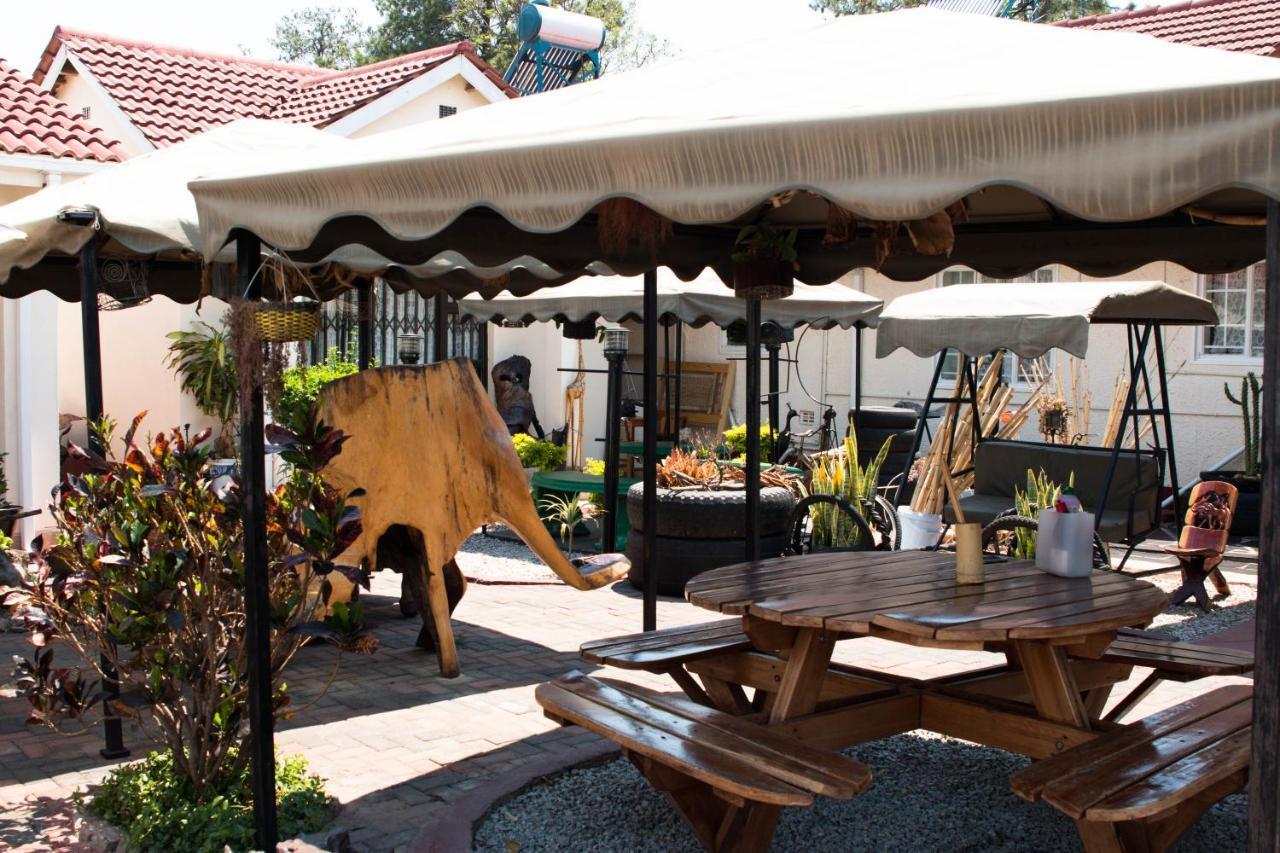 Kwampofu Guest House Хараре Экстерьер фото